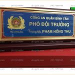 Bảng chức danh gỗ đồng